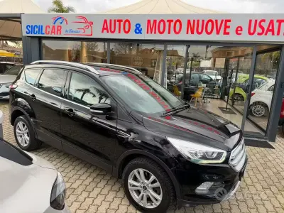 Usata Ford Kuga ST-Line 120 CV (88 kW) 2019 Nero SUV