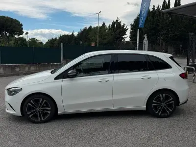 Usata Mercedes B180 116 CV (85 kW) 2019 Bianco Utilitaria