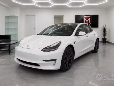 Usata Tesla Model 3 Long Range AWD 155 kW (211 CV) 2021 Bianco Berlina