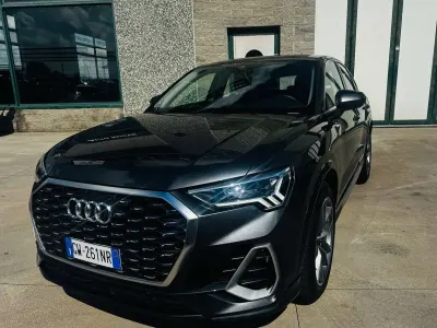 Usata Audi Q3 Sportback S-Line 150 CV (110 kW) 2024 Grigio SUV