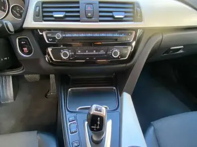 Usata BMW 318 Sport Line 150 CV (110 kW) 2016 Station wagon