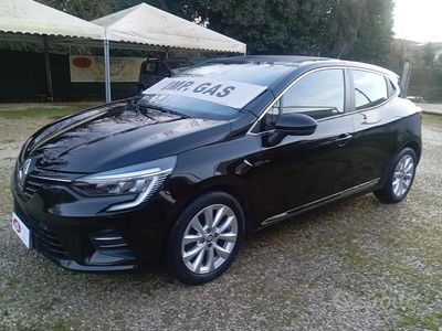 Usata Renault Clio V Intens 100 CV (73 kW) 2022 Nero Berlina