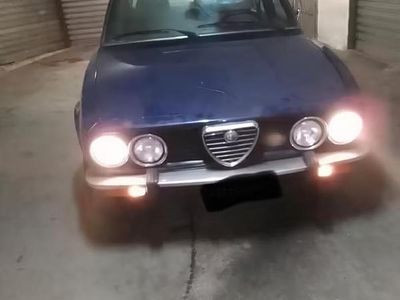 Begagnad Alfa Romeo Alfetta 1970 Blå Sedan
