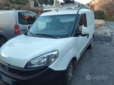 Usata Fiat Doblò 135 CV (99 kW) 2015 Bianco Monovolume