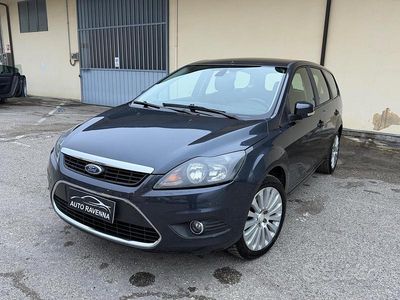 Usata Ford Focus Titanium 110 CV (80 kW) 2009 Grigio Station wagon