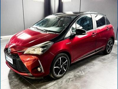 Usata Toyota Yaris Hybrid Trend 73 CV (53 kW) 2018 Rosso Berlina