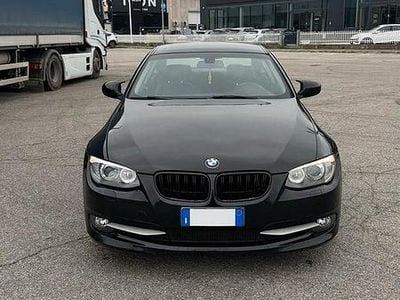 Usata BMW 320 184 CV (135 kW) 2011 Nero Coupé