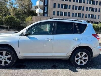 Usata Toyota RAV4 150 CV (110 kW) 2010 Grigio SUV