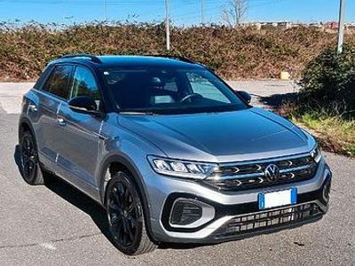 Usata VW T-Roc R-line 150 CV (110 kW) 2024 Grigio SUV