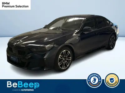 Usata BMW 520 M Sport 197 CV (144 kW) 2025 Blu metallizzato Berlina