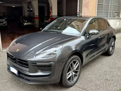 Usata Porsche Macan 265 CV (194 kW) 2022 Grigio SUV
