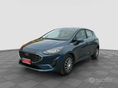 Usata Ford Fiesta Titanium 75 CV (55 kW) 2023 Chrome blue Utilitaria