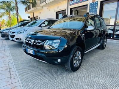 Usata Dacia Duster Lauréate 109 CV (80 kW) 2014 Nero SUV