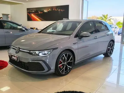 Usata VW Golf VIII GTD 200 CV (147 kW) 2023 Grigio Berlina