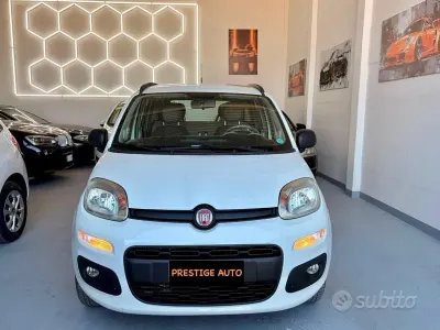 Usata Fiat Panda Easy 80 CV (58 kW) 2015 Bianco Utilitaria