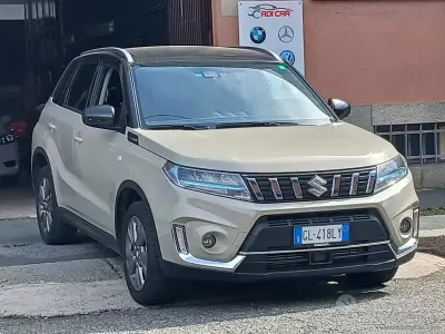 Usata Suzuki Vitara 129 CV (94 kW) 2021 Beige SUV