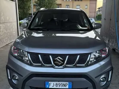 Usata Suzuki Vitara 140 CV (102 kW) 2017 Grigio SUV