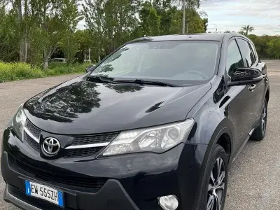 Usata Toyota RAV4 124 CV (91 kW) 2014 Nero SUV