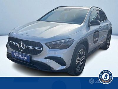 Usata Mercedes GLA180 Advanced Plus 116 CV (85 kW) 2024 Grigio metallizzato SUV