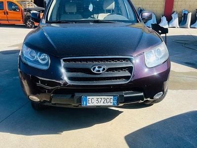 Usata Hyundai Santa Fe Dynamiq 154 CV (113 kW) 2010 Rosso SUV