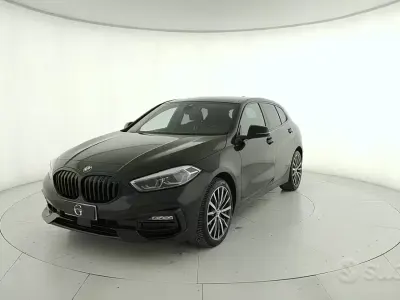 Usata BMW 116 Advantage 116 CV (85 kW) 2020 Nero Utilitaria