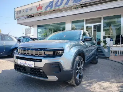 Usata Jeep Avenger Altitude 101 CV (74 kW) 2023 Grigio SUV