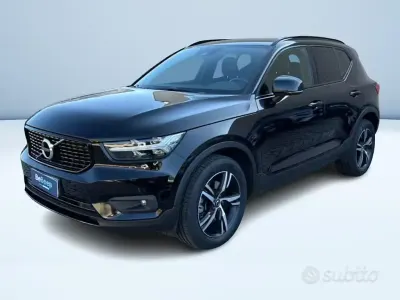 Usata Volvo XC40 R-Design 197 CV (144 kW) 2020 Nero SUV