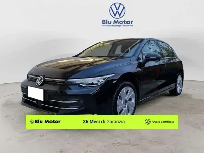 Gebraucht VW Golf VIII Style 150 PS (110 kW) 2025 Schwarz Limousine