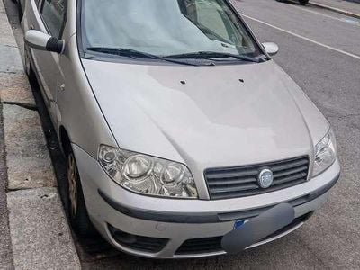 Usata Fiat Punto Dynamic 60 CV (44 kW) 2007 Utilitaria