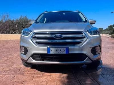 Usata Ford Kuga Titanium S 150 CV (110 kW) 2017 Grigio SUV