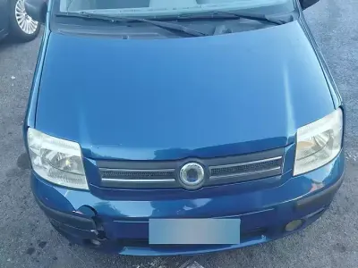 Usata Fiat Panda 69 CV (50 kW) 2006 Bluazzurro Utilitaria