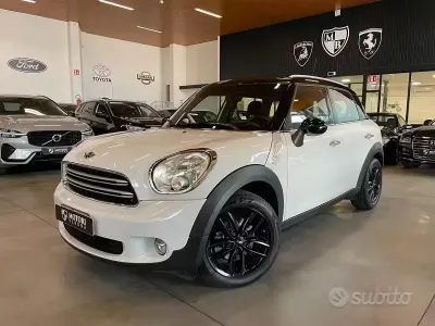 Usata Mini Cooper D Countryman 111 CV (81 kW) 2016 Bianco SUV