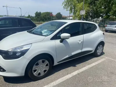 Usata Renault Clio IV 73 CV (53 kW) 2015 Bianco Berlina