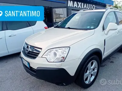 Usata Opel Antara 150 CV (110 kW) 2009 Bianco SUV