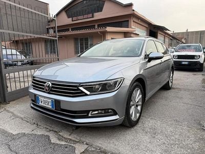 Usata VW Passat Executive 150 CV (110 kW) 2019 Grigio Station wagon
