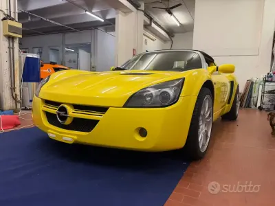 Usata Opel Speedster 147 CV (108 kW) 2002 Cabrio