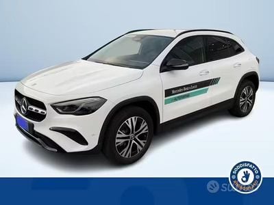Usata Mercedes GLA180 Advanced Plus 116 CV (85 kW) 2025 Bianco pastello SUV