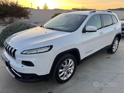 Usata Jeep Cherokee Limited 140 CV (102 kW) 2014 Bianco SUV