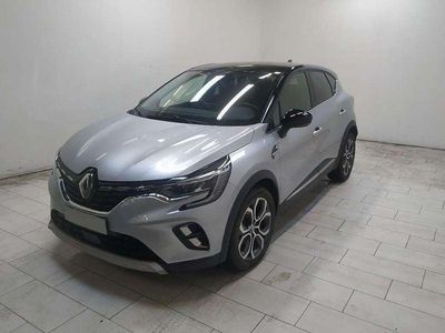 Usata Renault Captur Techno 142 CV (104 kW) 2022 Grigio SUV