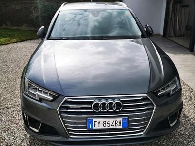 Usata Audi A4 Business 190 CV (139 kW) 2019 Grigio Station wagon