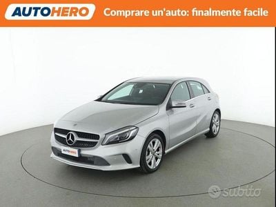 Usata Mercedes A180 108 CV (79 kW) 2017 Grigio Berlina