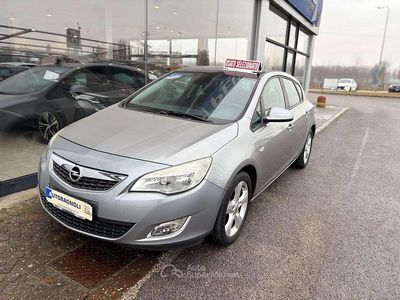 Usata Opel Astra Enjoy 125 CV (91 kW) 2010 Grigio Berlina