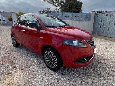 Usata Lancia Ypsilon 69 CV (50 kW) 2023 Utilitaria