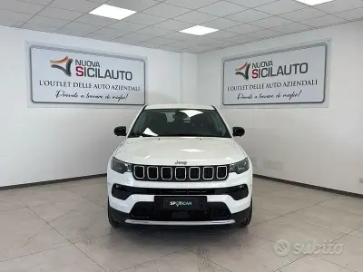 Usata Jeep Compass Altitude 131 CV (96 kW) 2024 Bianco SUV