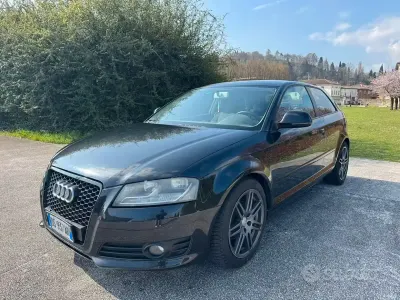 Käytetty Audi A3 Attraction 105 HP (77 kW) 2008 Musta Viistoperä