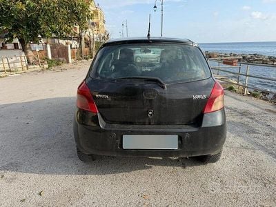 Usata Toyota Yaris 2008 Nero Utilitaria