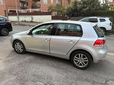 Usata VW Golf VI 110 CV (80 kW) 2010 Argento Utilitaria