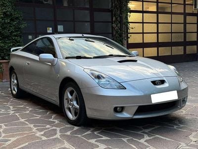 Usata Toyota Celica 143 CV (105 kW) 2002 Argento Coupé