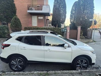 Usata Nissan Qashqai N-Connecta 116 CV (85 kW) 2018 Bianco SUV