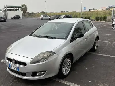 Usata Fiat Bravo 120 CV (88 kW) 2012 Utilitaria